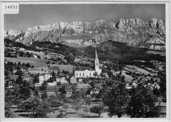 Gams im Rheintal - Generalansicht Kirche