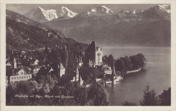 Oberhofen mit Eiger Mönch und Jungfrau