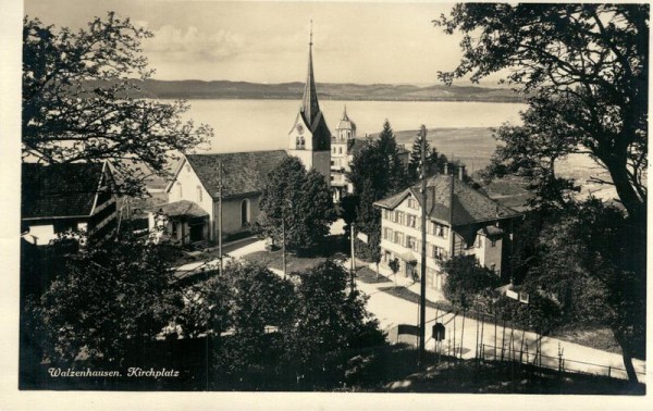 Walzenhausen, Kirchplatz Vorderseite