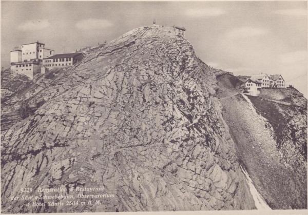Bergstation & Restauranz der Säntis-Schwebebahn, Observatorium & Hotel Säntis 2504 m.ü.M. Vorderseite