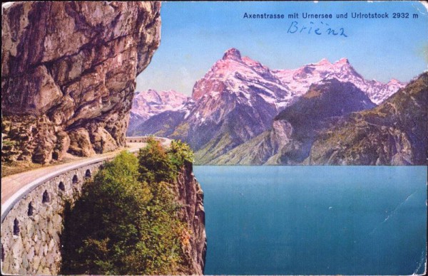 Axenstrasse mit Urnersee und Urirotstock