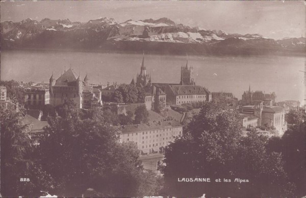Lausanne et les Alpes