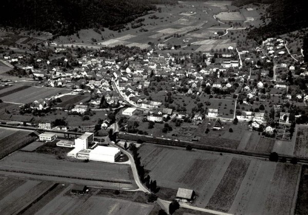 Beringen SH, Flugaufnahme Vorderseite