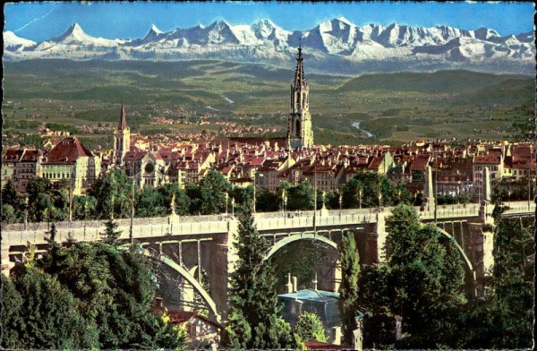 Berne, Bern, Kornhausbrücke und die Alpen Vorderseite