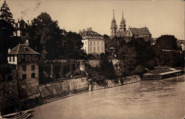 Basel - Münster mit Deutschrittergarten Vorderseite