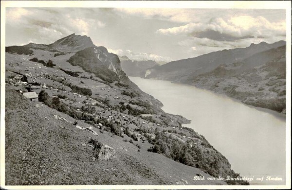 Blick von der Durchschlegi auf Amden Vorderseite