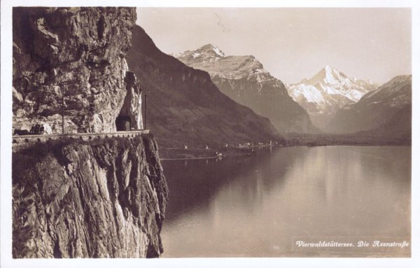 Vierwaldstättersee - Die Axenstrasse