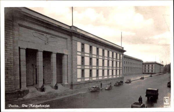 Neue Reichskanzlei (Berlin) Vorderseite