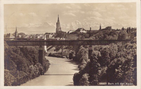 Bern mit den Alpen