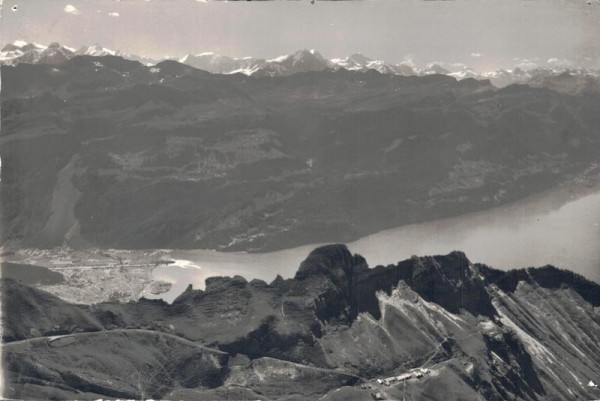 Brienzer Rothorn-Bahn, Berneralpen, Brienzersee, Planalp Vorderseite