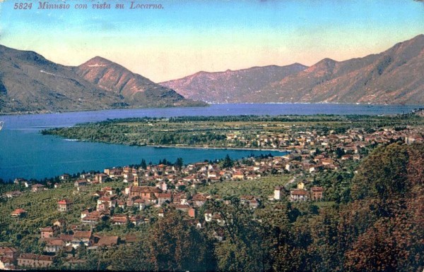 Minusio con vista su Locarno Vorderseite