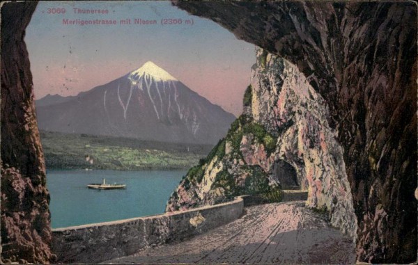Thunersee - Merligenstrasse mit Niesen (2366 m) Vorderseite