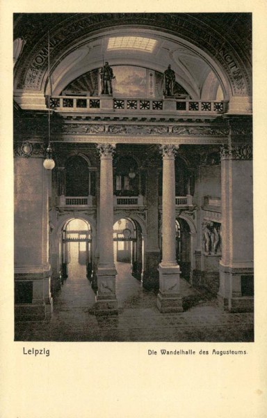 Leipzig - Die Wandelhalle des Augusteums Vorderseite