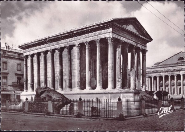 Nîmes - La Maison Carrée