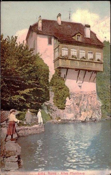 Spiez - Altes Pfarrhaus Vorderseite