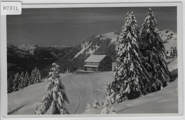 Utohaus auf der Ibergeregg im Winter en hiver