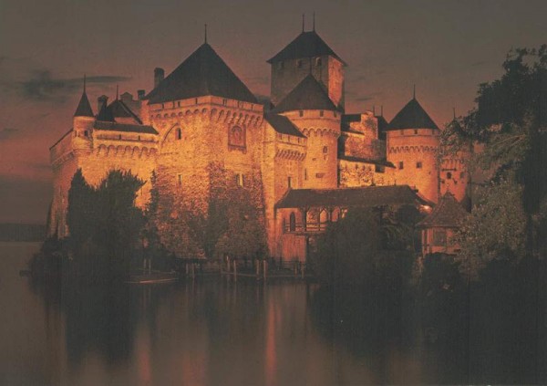 Château de Chillon, Montreux, Abenddämerung Vorderseite