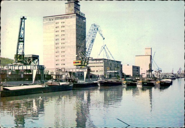 Stuttgart - Neckarhafen Vorderseite