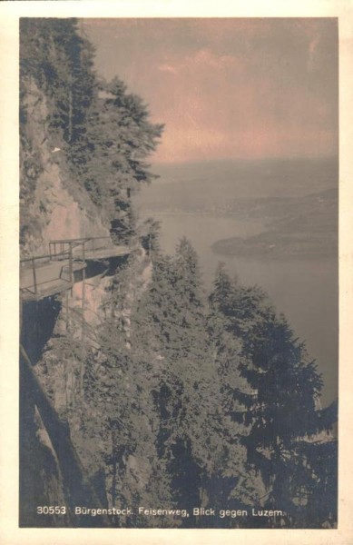 Bürgenstock. Felsenweg. Blick gegen Luzern Vorderseite
