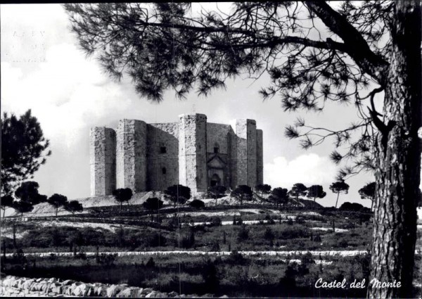 Castel del Monte Vorderseite