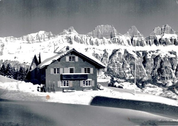 Flumserberg, Ski- und Ferienhaus "Sunnebode" Vorderseite