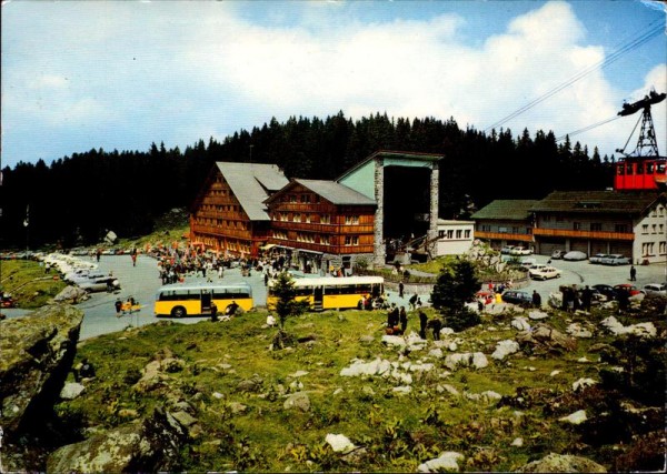 Restauration und Talstation der Säntis-Schwebebahn auf Schwägalp Vorderseite