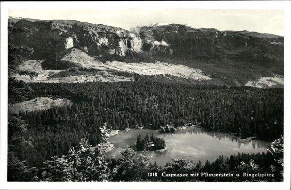 Caumasee mit Flimserstein und Ringelspitze Vorderseite
