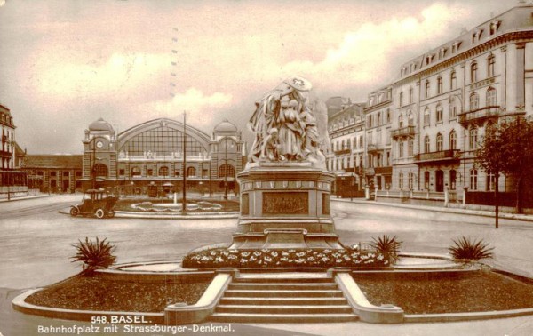 Basel, Bahnhofplatz mit Strassburger-Denkmal Vorderseite