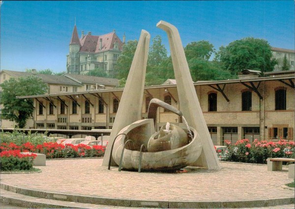Zürich, Brauerei Hürlimann, Aqui-Brunnen Vorderseite