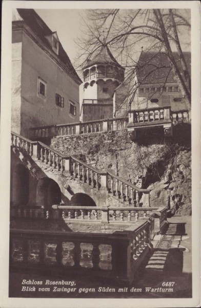 Schloss Rosenburg - Blick vom Zwinger gegen Süden mit dem Wartturm