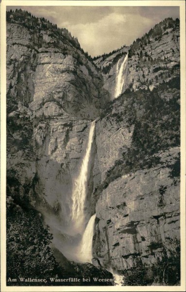 Wallensee, Walensee, Wasserfälle bei Weesen Vorderseite