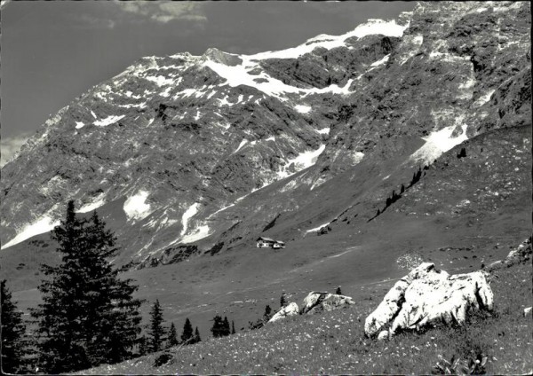 Schesaplanahütte (1908 m) Vorderseite
