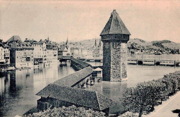 Luzern - Kapellbrücke und Wasserturm Vorderseite