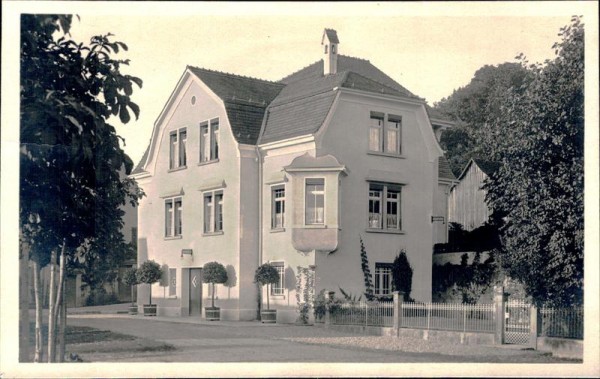 unbekanntes Haus Vorderseite