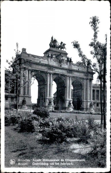 Arcade du Cinquantenaire (Brüssel) Vorderseite