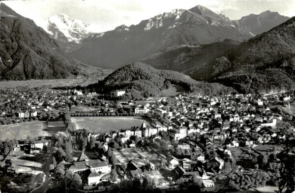 Interlaken mit Jungfrau Vorderseite