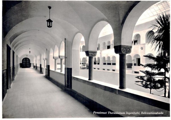 Pensionat Theresianum Ingenbohl, Rekreationshalle Vorderseite