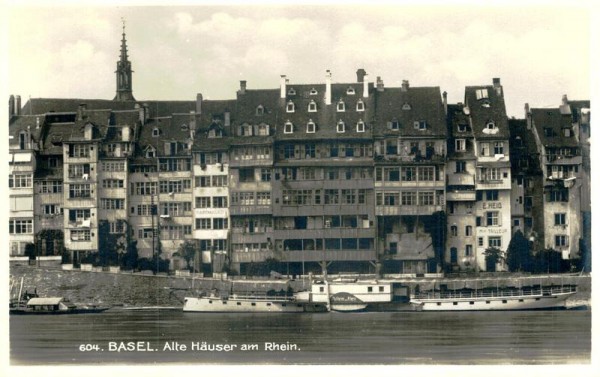 Basel, Alte Häuser am Rhein Vorderseite