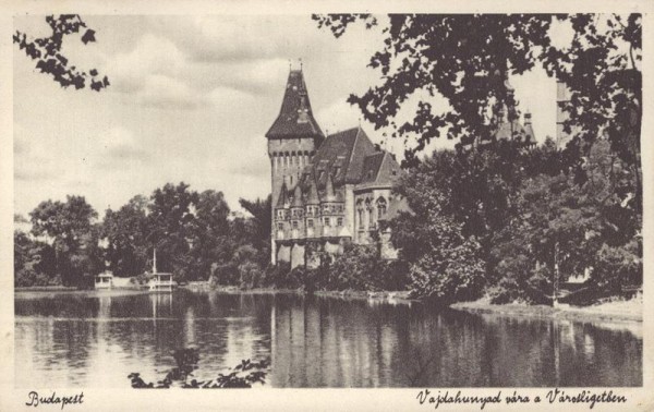 Burg Vajdahunyad (Budapest) Vorderseite