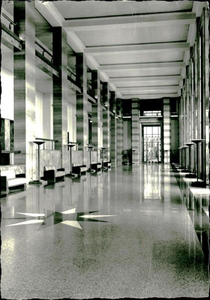Genève - Palais des Nations Vorderseite