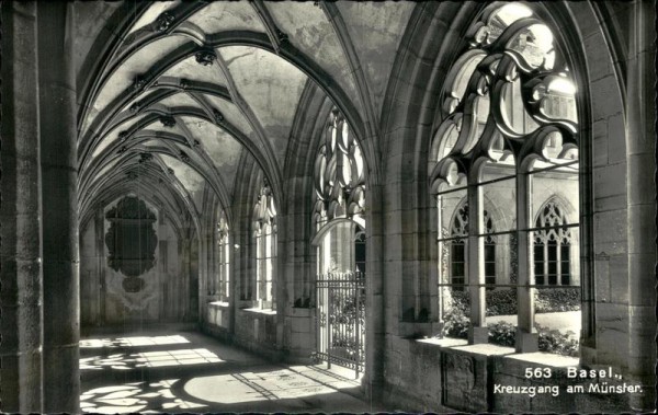 Basel/Kreuzgang im Münster Vorderseite