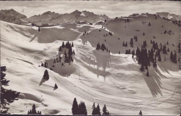 Hühnerspielabfahrt-Hornberg, Saanenmöser Vorderseite