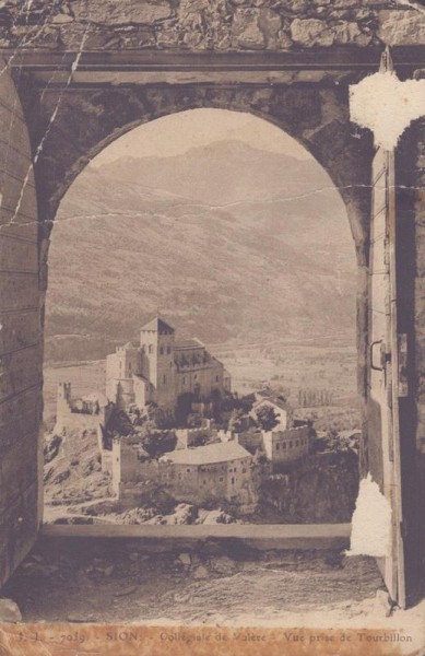 Sion. Collégiale de Valère - Vue prise de Tourbillon Vorderseite