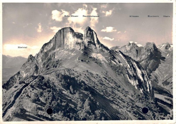 Auf Staubern. Hohe Häuser, Staubernkanzel, Altmann, Hundstein, Säntis Vorderseite