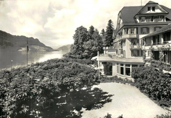 Vierwaldstättersee, Hotel Hertenstein Vorderseite