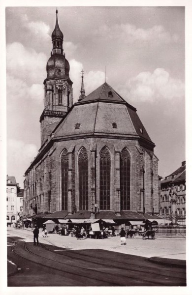 Heidelberg Marktplatz mit Herkulesbrunnen und Heiligkirche