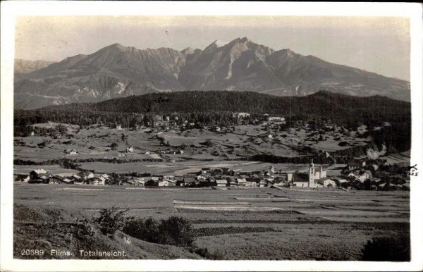 Flims. Totalansicht Vorderseite