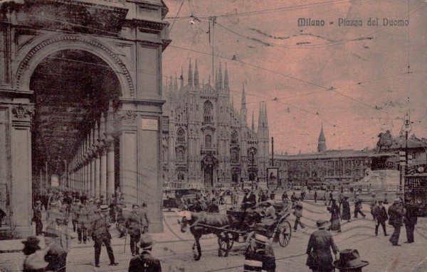 Piazza del Duomo (Mailand) Vorderseite