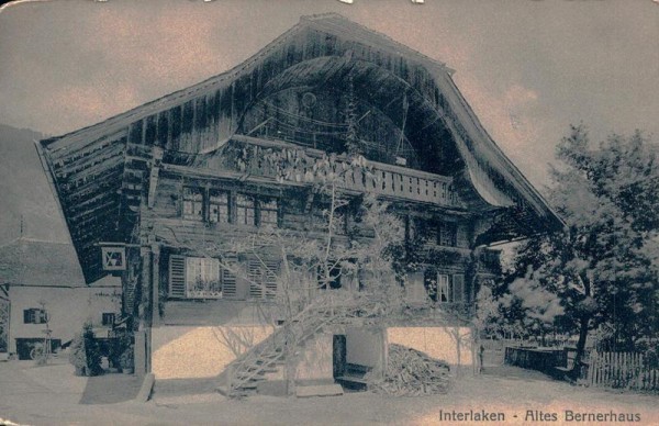 Interlaken, Altes Bauernhaus Vorderseite