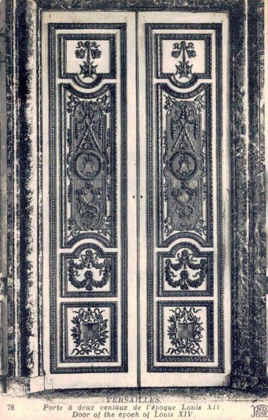 Versailles - Porte à deux ventaux de l'époque Louis XIV Vorderseite